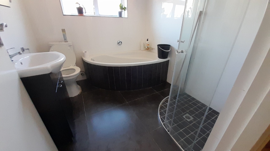 To Let 2 Bedroom Property for Rent in Rondebosch Western Cape